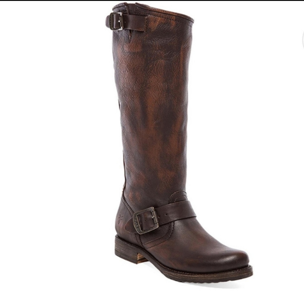 FRYE Veronica slouchy motorcycle boots!